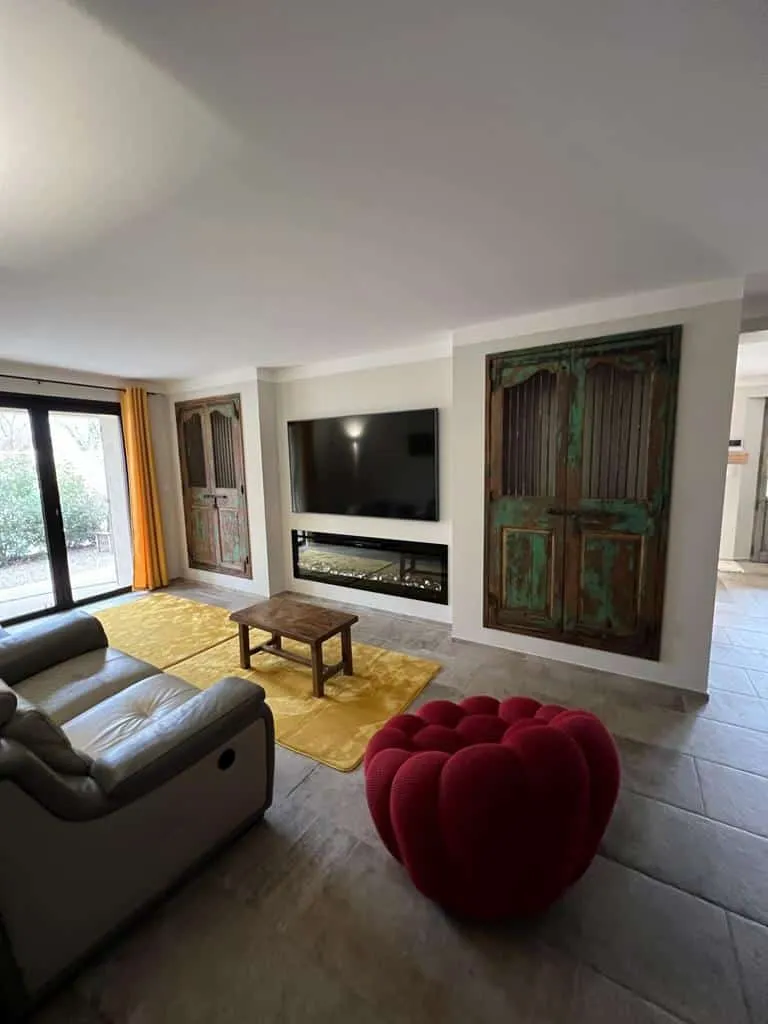 Photo 5 de Le Cabanon de Nans – Grand gîte à Grans