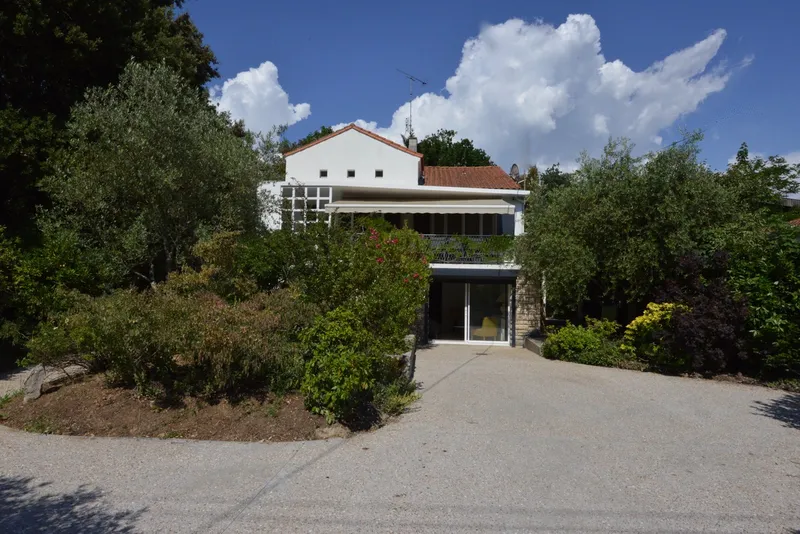 Gîte La Chesnade — gîte de groupe à Saint-Georges-de-Didonne