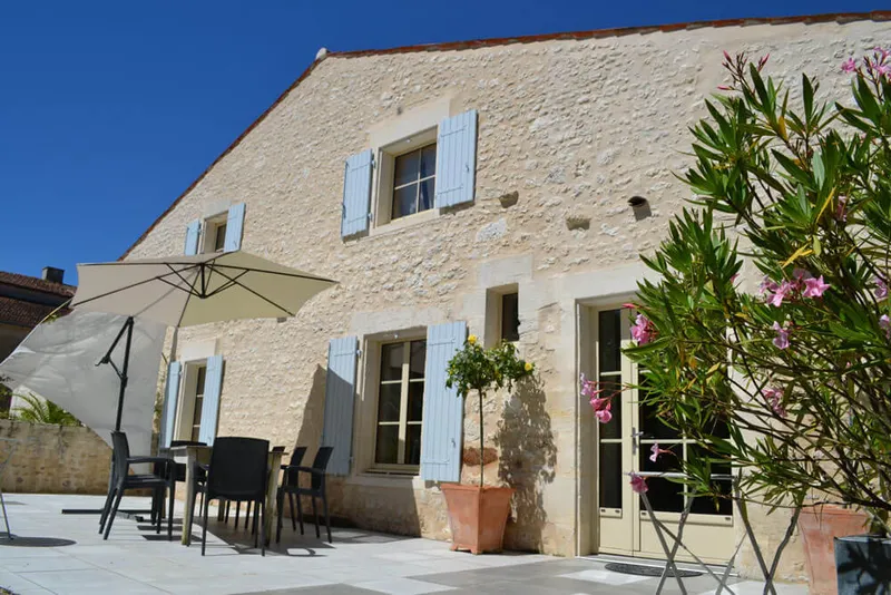 Gîte La Grande Grange – Gîtes du Maréchat — gîte de groupe à Cabariot