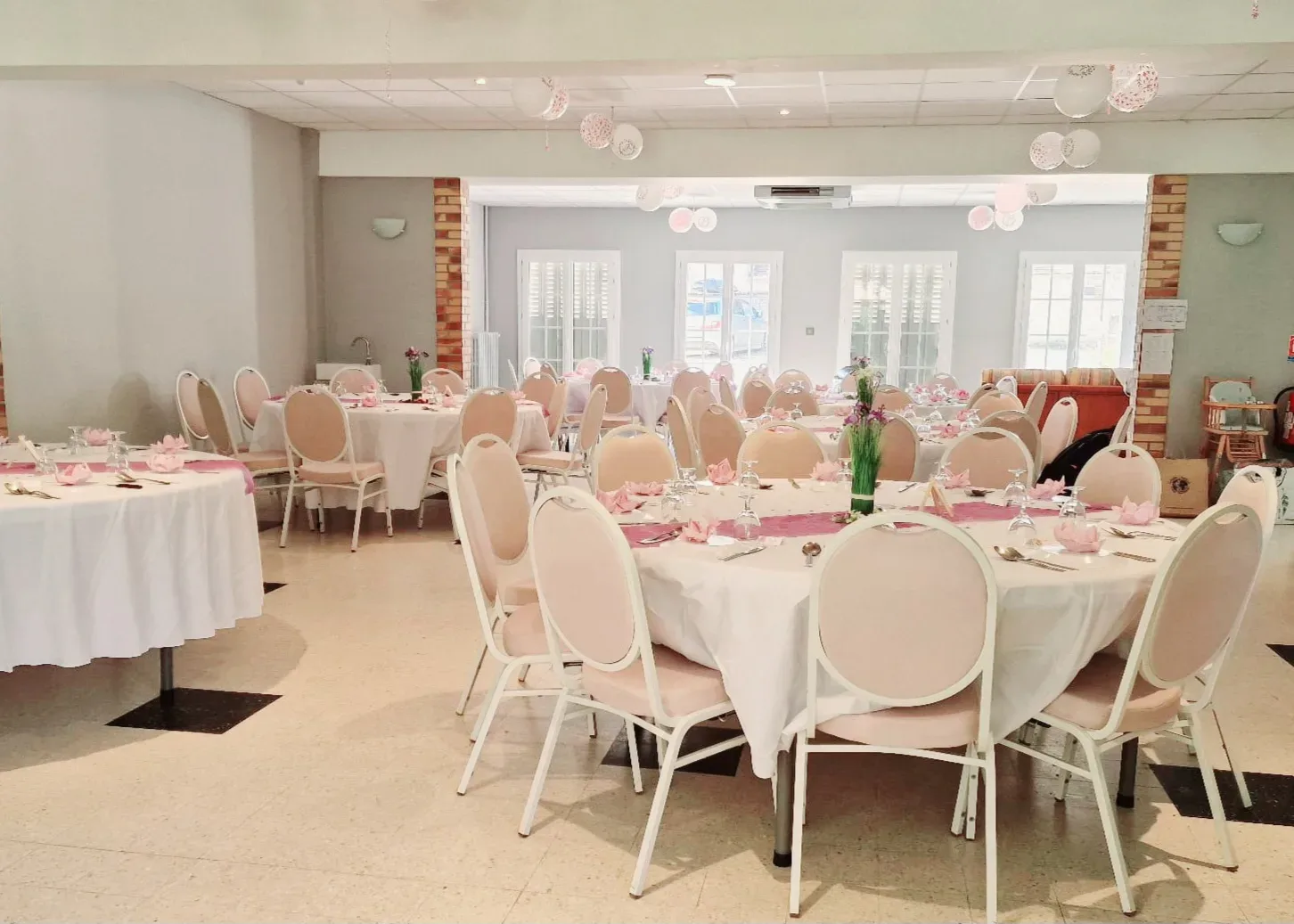 Mise en place tables rondes