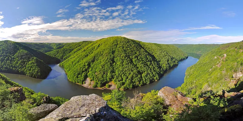 Le belvédère avec vue panoramique sur les gorges de la Dordogne