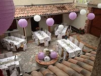 Le bar et hall d'accueil du gîte