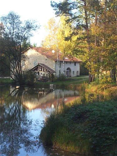 Gîte de groupe Gîte de la Grande Haye à Aydoilles — Photo 1 de Gîte de la Grande Haye à Aydoilles, capacité 28 personnes