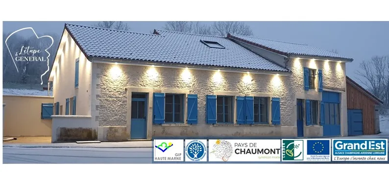 Extérieur de L'Étape du Général, gîte de groupe à Colombey-les-Deux-Églises en Haute-Marne