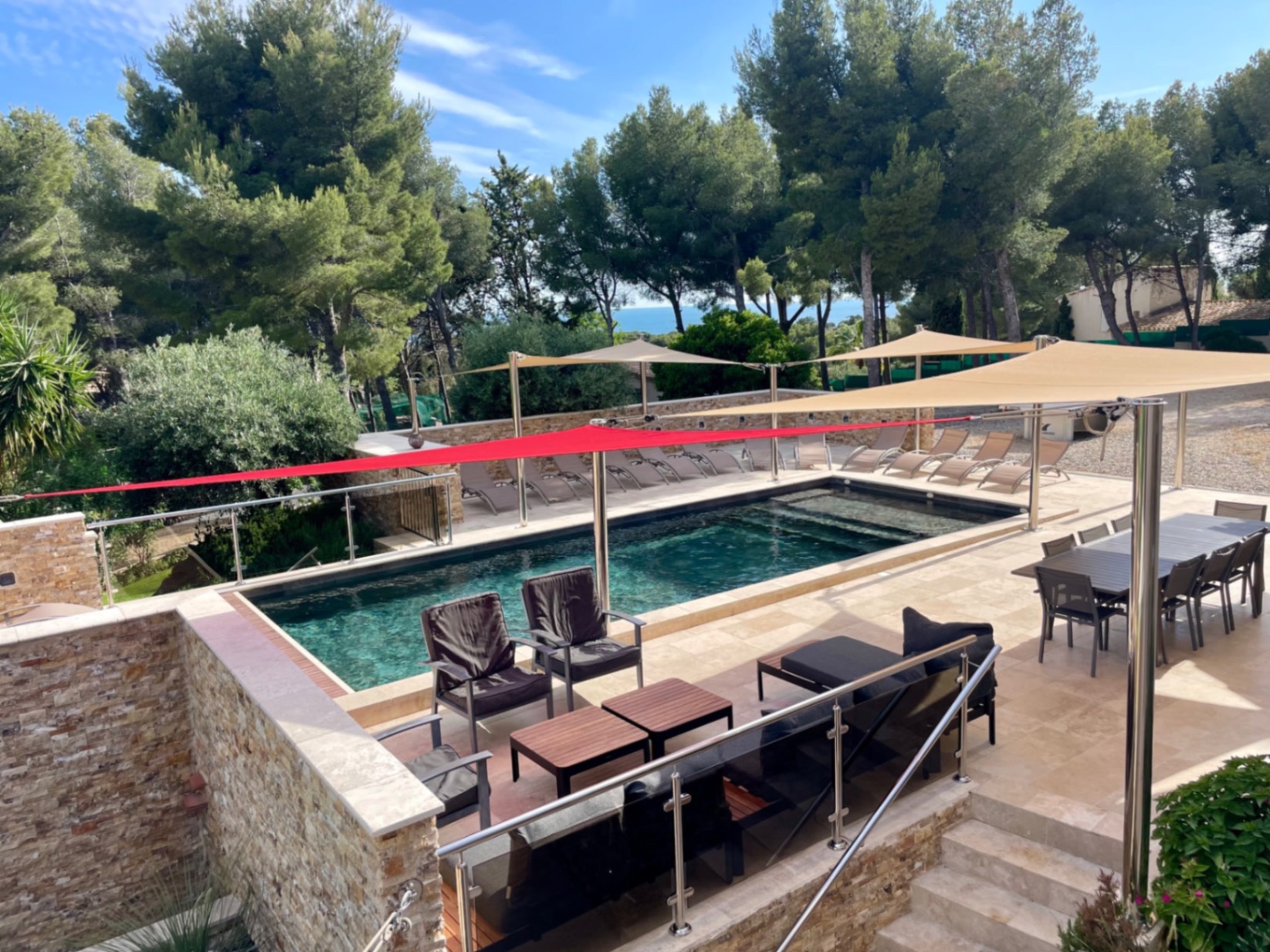 Gîte de groupe Villa Ma Paulo mer et village à pied à Sausset les pins à SAUSSET LES PINS — Villa Ma Paulo mer et village à pied à Sausset les pins – SAUSSET LES PINS, capacité 15 personnes