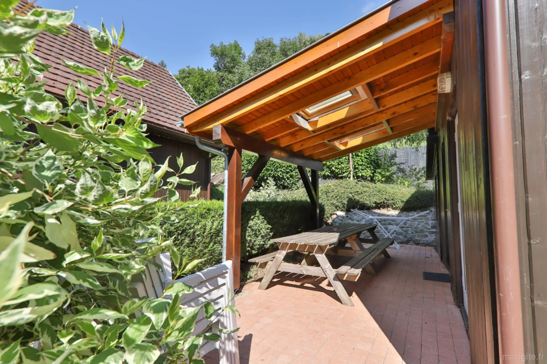 Chalet Groupe 10 couchages, cuisine 20 personnes dans le PRL camping Chalets De La Wormsa