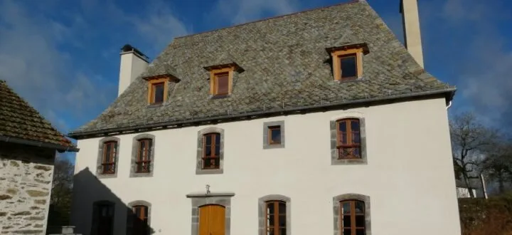 Gîte Gites de la Forêt — gîte de groupe à Arpajon-sur-Cère
