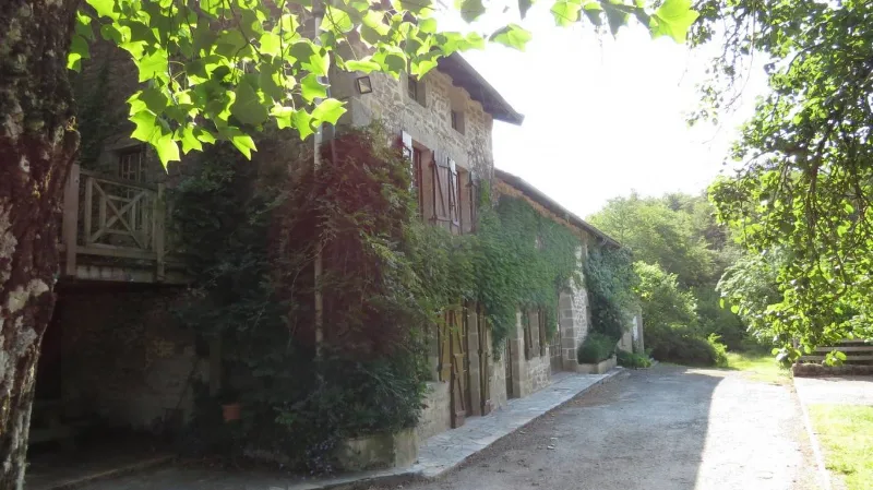 Gîte Le Moulin d'Aiguemarde - Gîte 30 places — gîte de groupe à Razès