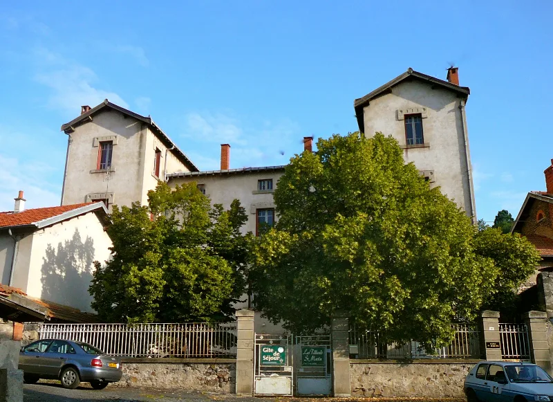 Gîte Les Tilleuls Saint-Martin — gîte de groupe à Allègre