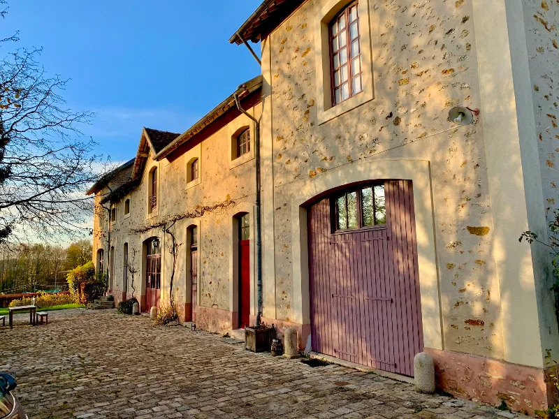 Gîte Auberge du Manoir de la Tour — gîte de groupe à Beautheil-Saints
