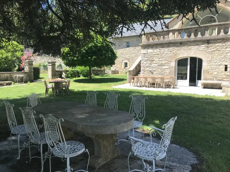 Gîte L'Ayral — gîte de groupe à Gaillac-d'Aveyron