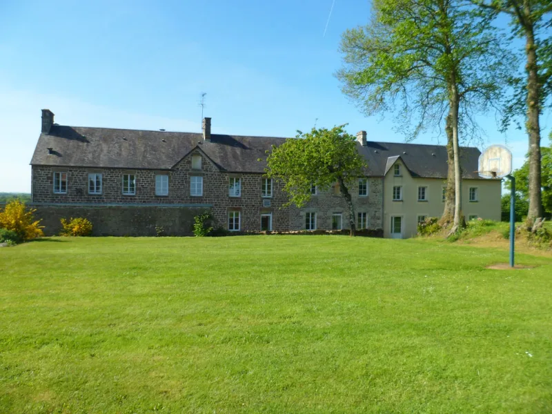 Gîte Gîte de Bellevue — gîte de groupe à Saint-Fraimbault