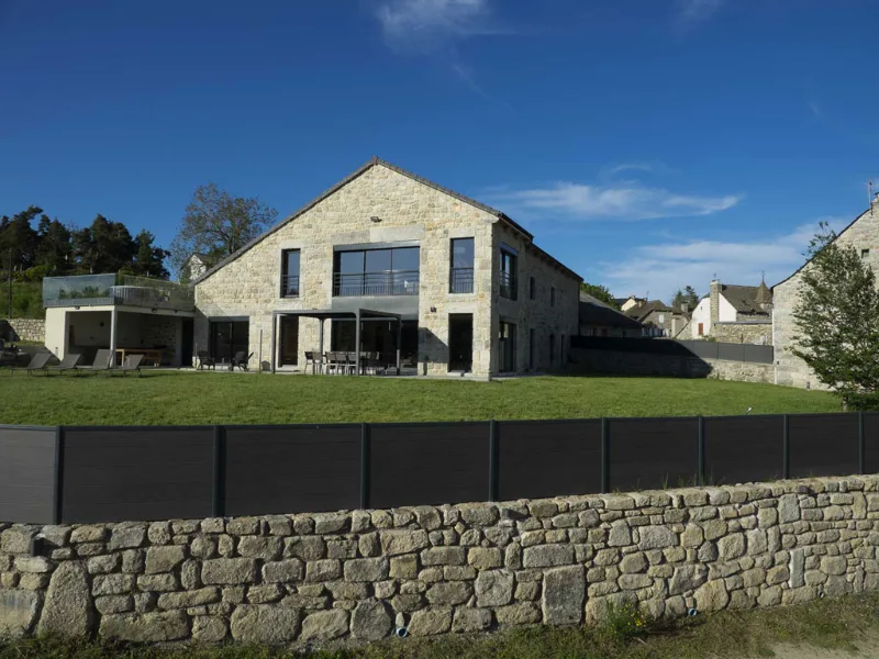 Gîte Le Triboulin — gîte de groupe à Peyre en Aubrac