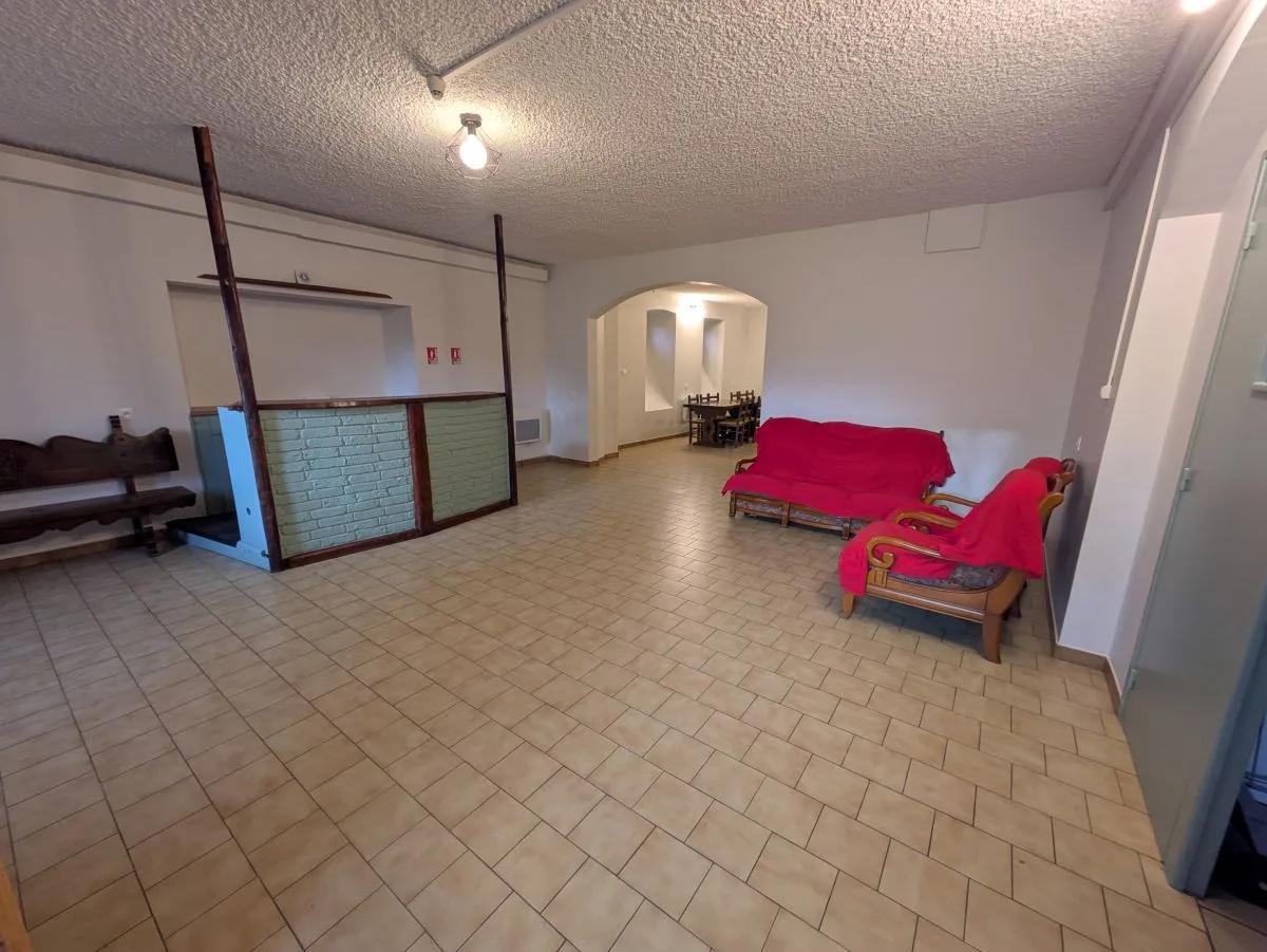Salle d'activité de 80 m² pour stages, séminaires ou animations