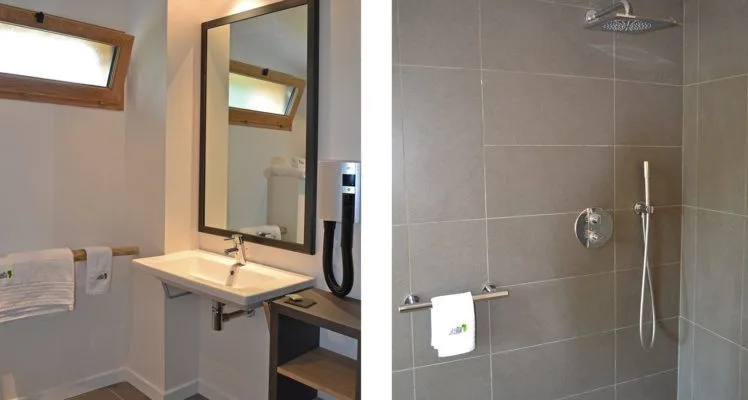 Salle de bain moderne d'un appartement du domaine