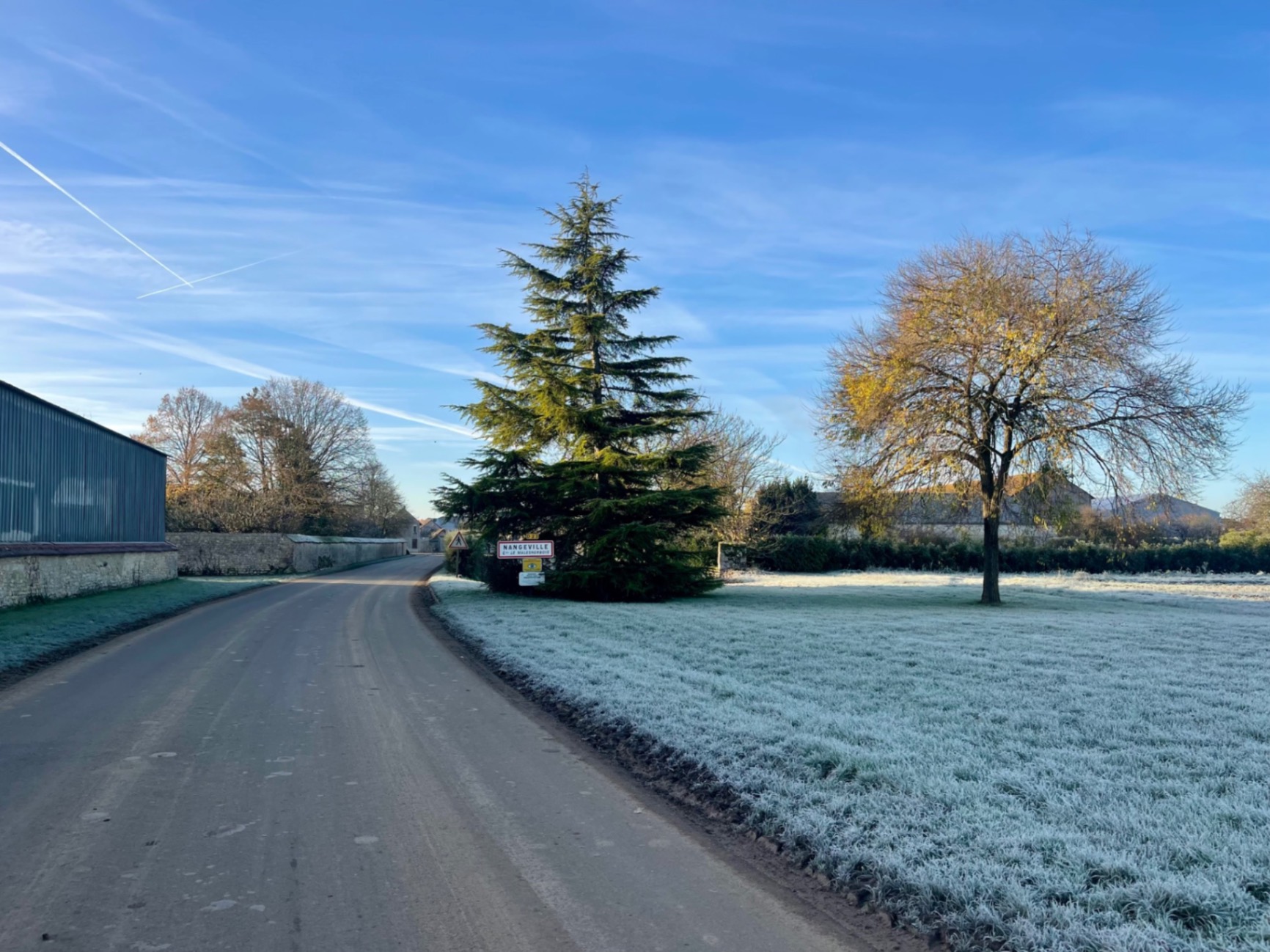 Entrée du village - Un Rêve de Campagne – Nangeville, Le Malesherbois