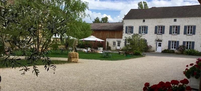 Gîte La Ferme du Bois la Dame — gîte de groupe à Festigny