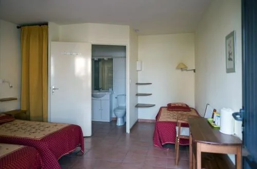 Chambre avec lits simples et accès indépendant de plain-pied