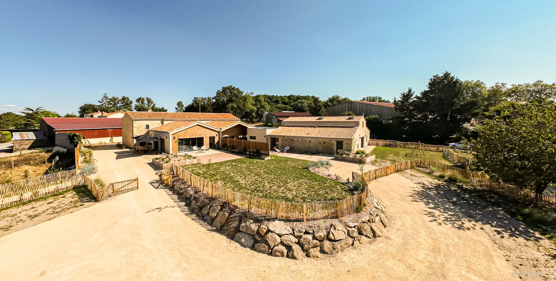 l'ensemble du Domaine