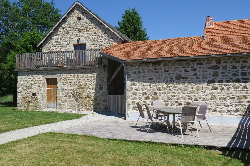 Gîte L'Élémentaire — gîte de groupe à Charensat