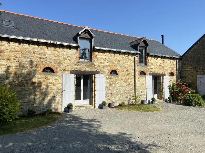 Gîte Domaine de la Béguinais — gîte de groupe à Thourie