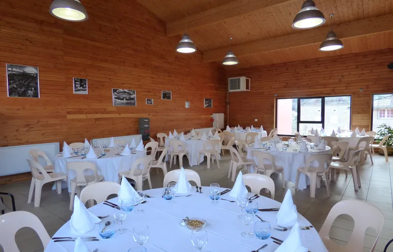 Gîte Gite-Auberge des Petits — gîte de groupe à Saint-Igny-de-Vers