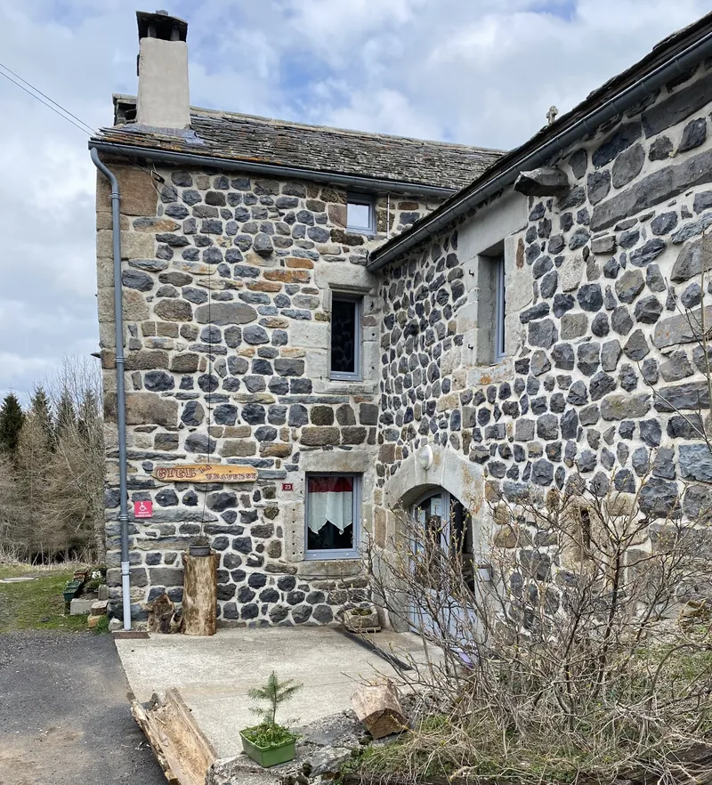 Gîte Gîte La Traverse — gîte de groupe à Fay-sur-Lignon