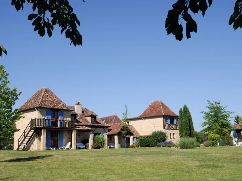 Gîte Hameau du Jardin Fleuri — gîte de groupe à Bosset