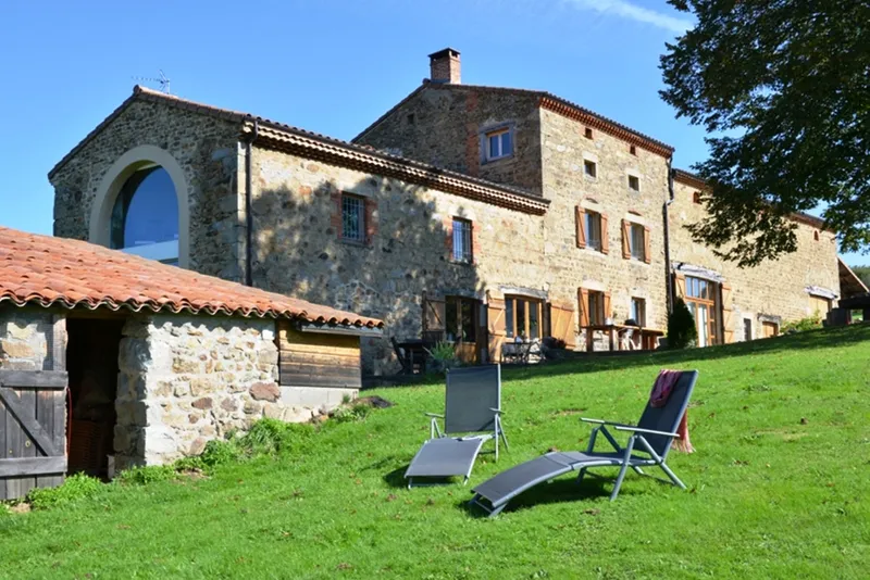 Gîte Gîte de groupe de Montcoudoux — gîte de groupe à Condat-lès-Montboissier