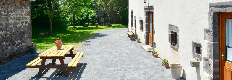 Gîte L'Abri du Berger — gîte de groupe à Olby