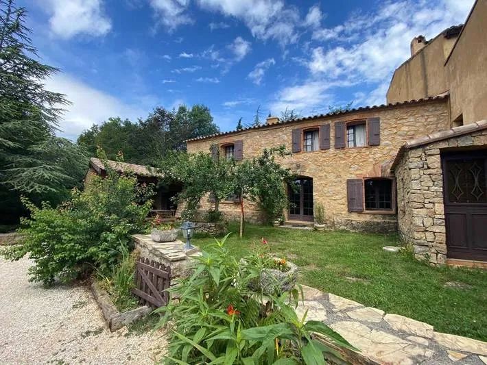 Gîte avec jardin et vue sur les montagnes au Domaine du Bouchard