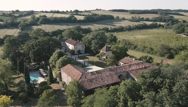 Gîte Château de Lassalle — gîte de groupe à Laplume
