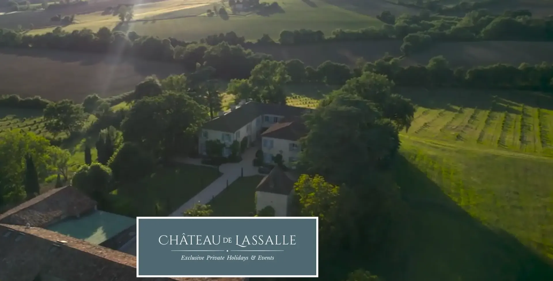 Gîte de groupe Château de Lassalle à Laplume — Château de Lassalle – Laplume, capacité 30 personnes