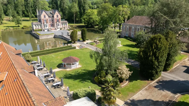 Gîte Château de Quesmy — gîte de groupe à Quesmy