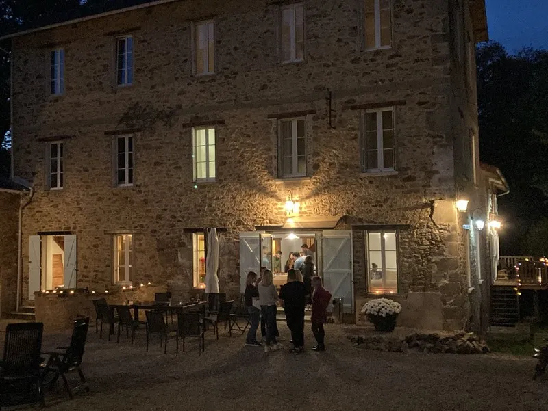 Gîte Le Moulin du Pont — gîte de groupe à Berneuil