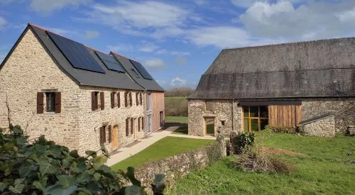 Gîte de groupe La Rivée à Rives-du-Couesnon — Photo 1 de La Rivée à Rives-du-Couesnon, capacité 19 personnes