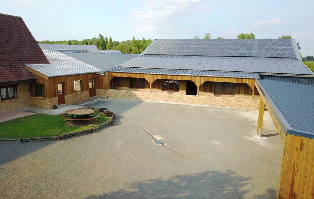 Gîte de groupe Ferme Solaire de la Papote à Morbecque — Photo 1 de Ferme Solaire de la Papote à Morbecque, capacité 28 personnes